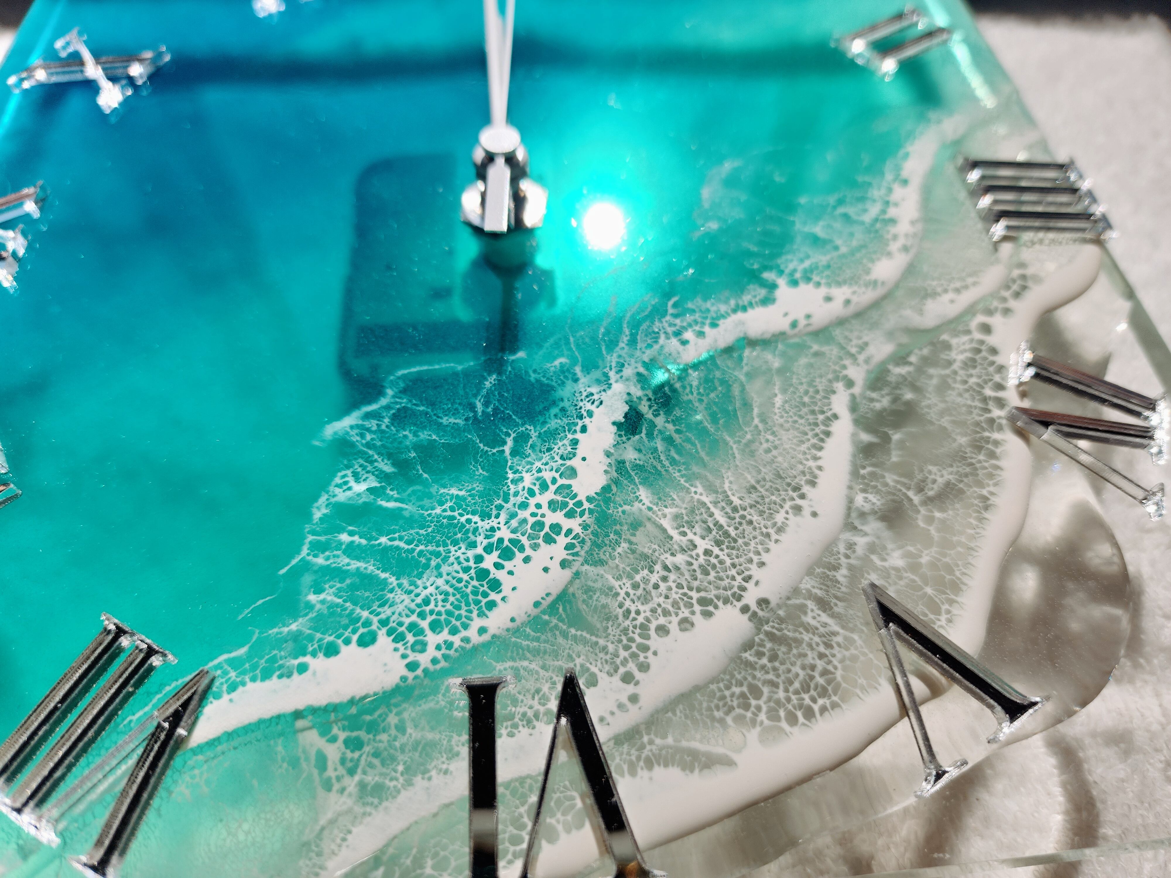 353.オーシャンレジンアート アクリル時計 | Leaf Edgez