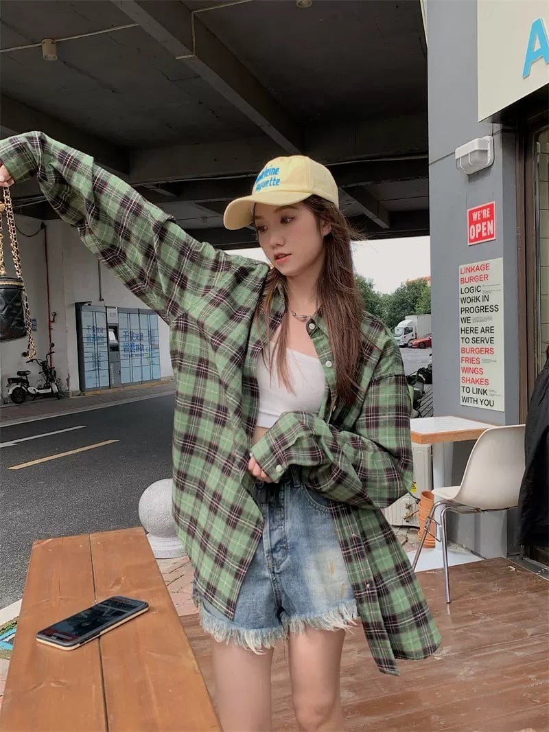 彼シャツ感に キュン ダボかわ オーバーサイズ シャツ チェックシャツ チェック柄 格子柄 ダスティ メンズライク スポーティー 韓国っぽ ストリート カジュアル Lamitte Deco トレンド 韓国ファッション ショップ Base店