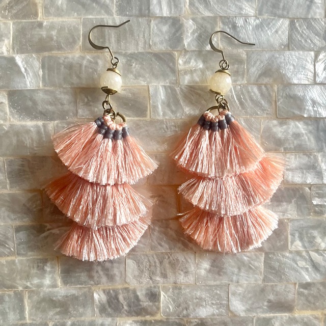 3オーギフリンジピアス❤️ピーチピンク