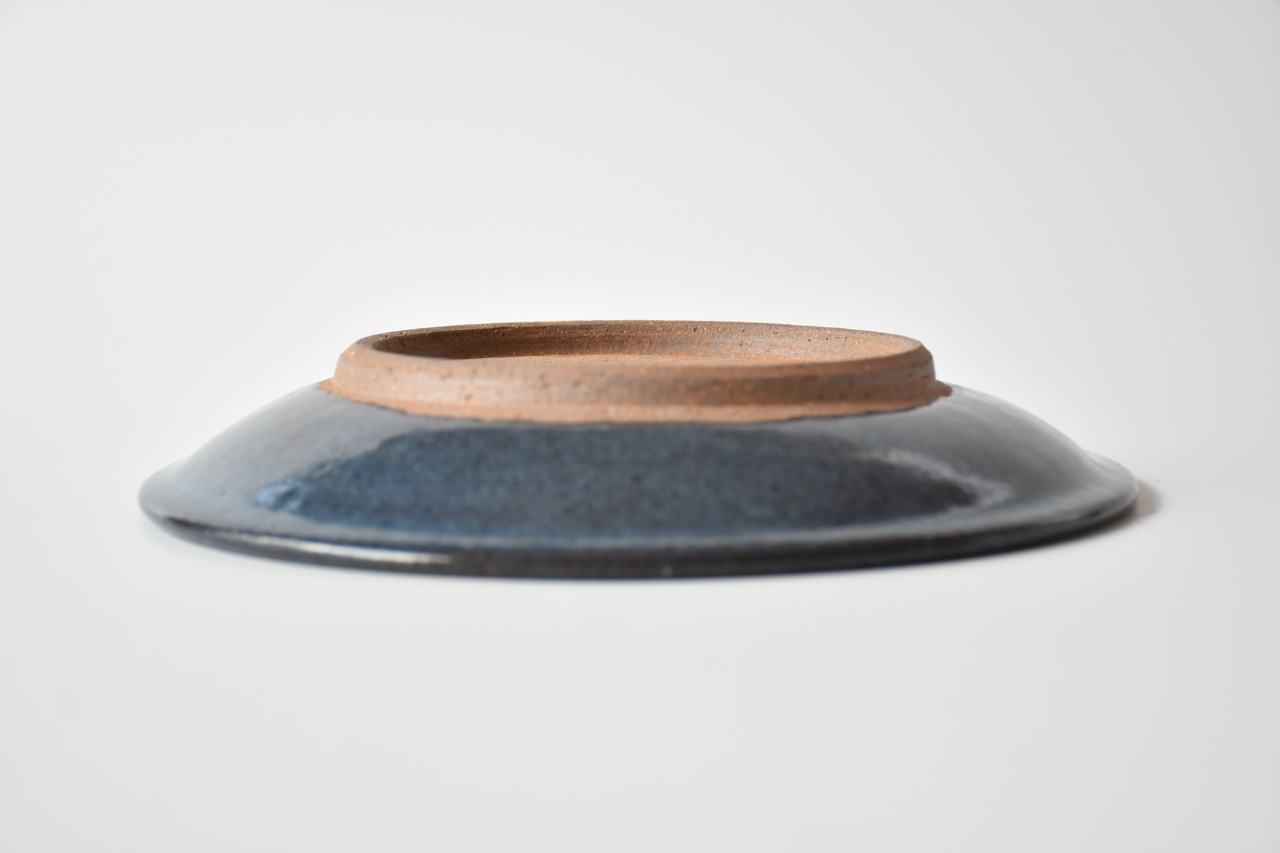 小代瑞穂窯 / 福田るい : しのぎ 7寸皿 斜めしのぎ 青