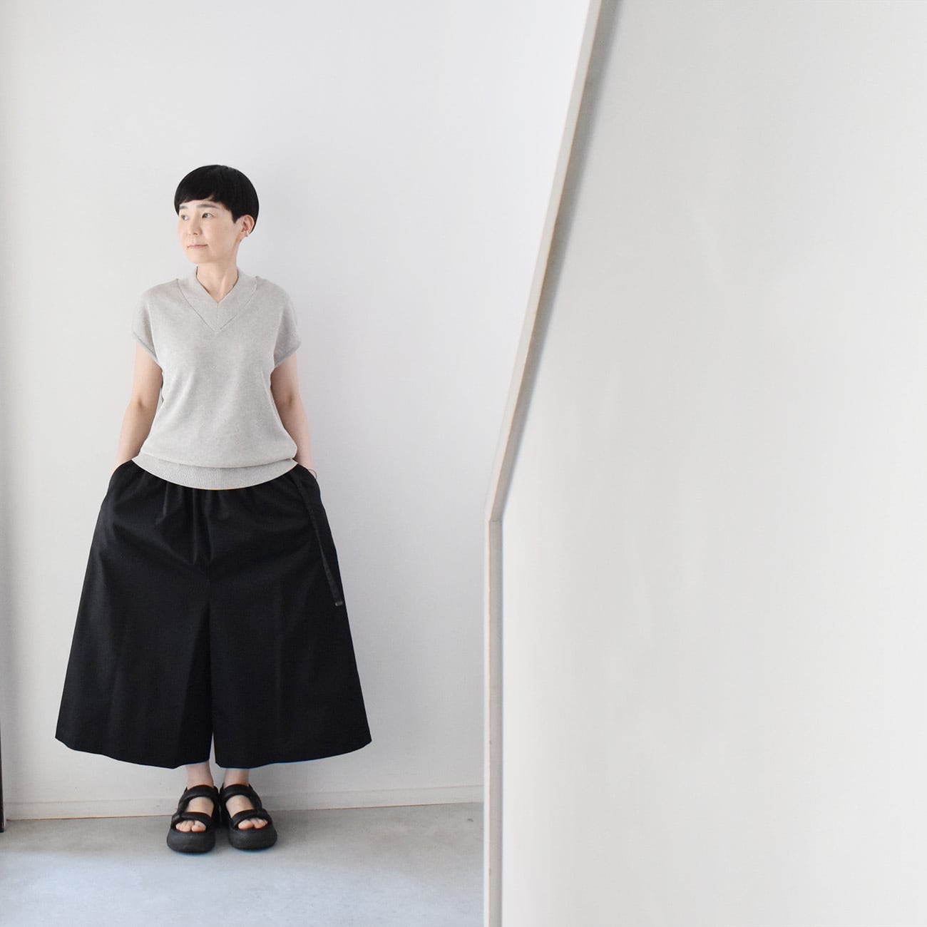 ワイドパンツ（ショート）：黒［PT03HPBK］ | skep-online shop