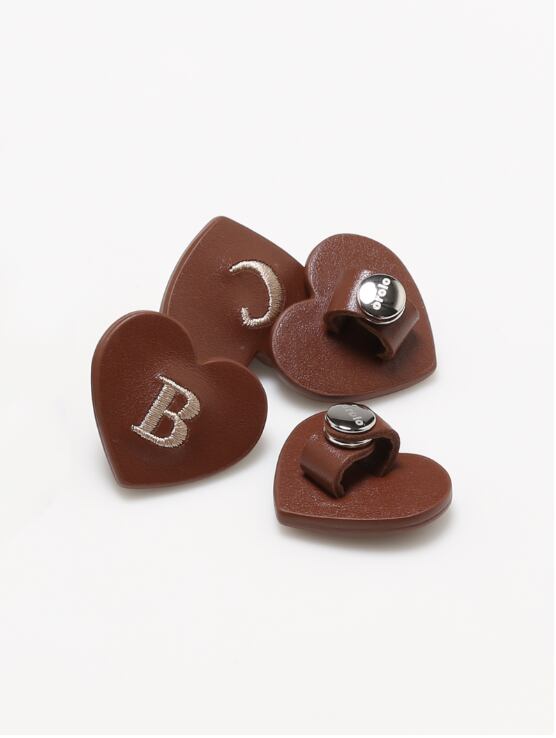 予約【orolo】initial heart charm (chocolate)