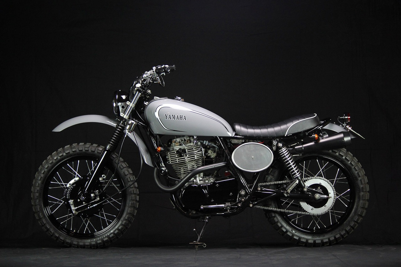 King seat for SR400/500 (-08YEAR)