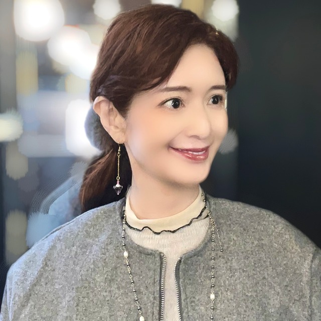 紫の花(ルリマツリ)ピアス