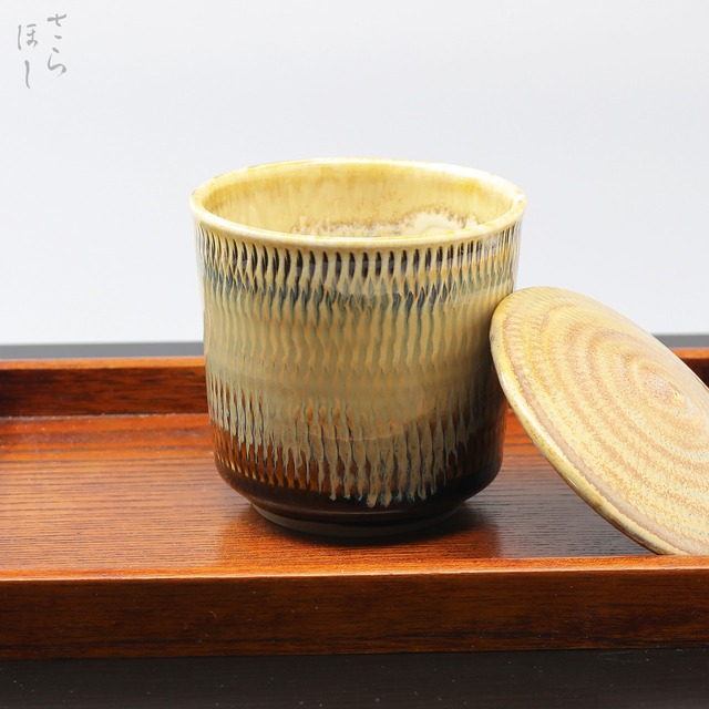 小鹿田焼 小袋窯 蓋付き大湯呑 飛びかんな 薄茶 高さ約11.6cm 陶器 和食器 民藝 蓋付きカップ