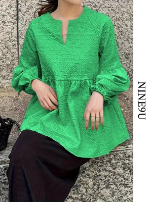 embossed tiered flare blouse 2color【NINE-T0135】