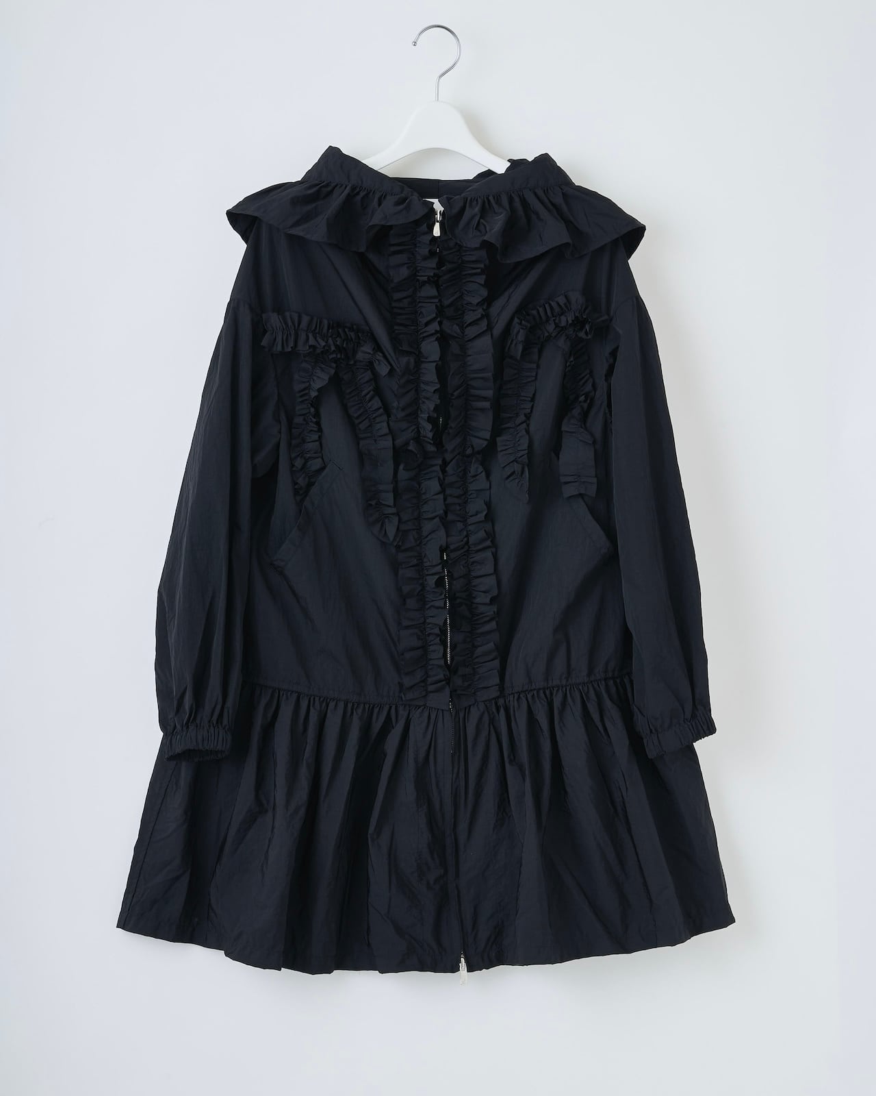 naoki tomizuka【Nylon frilled mountain parka】