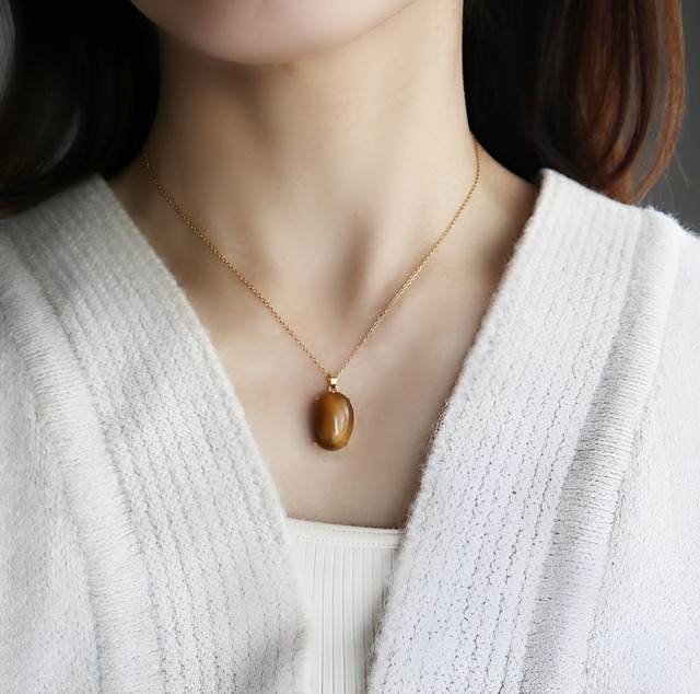 アフリカ産！イエロータイガーアイのオーバルネックレス　金アレ対応　キャラメルカラー