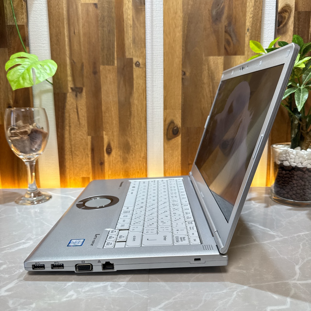 最高峰‼️Panasonic Let's note LV7/Core i7 第8世代/メモリ16GB/SSD512GB/FHD/ノートパソコン