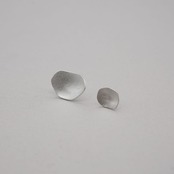 hatsuyuki　（純銀/K18）　Pierced　earring　（M）