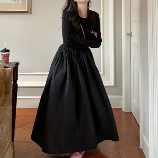 voluminous flared long sleeve one-piece　J00235