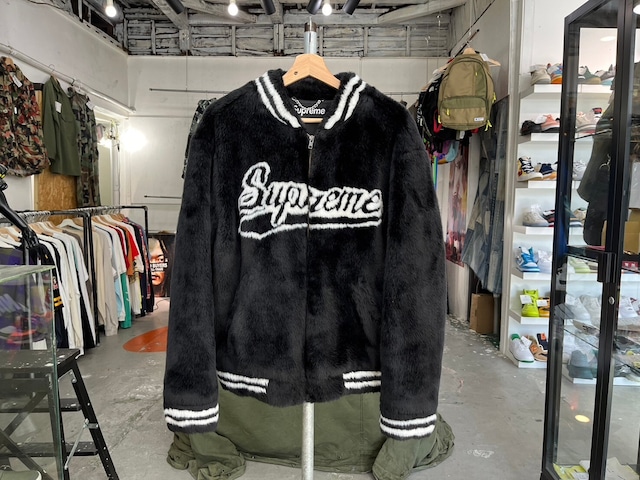 Supreme FAUX FUR VARSITY JACKET BLACK LARGE 56857