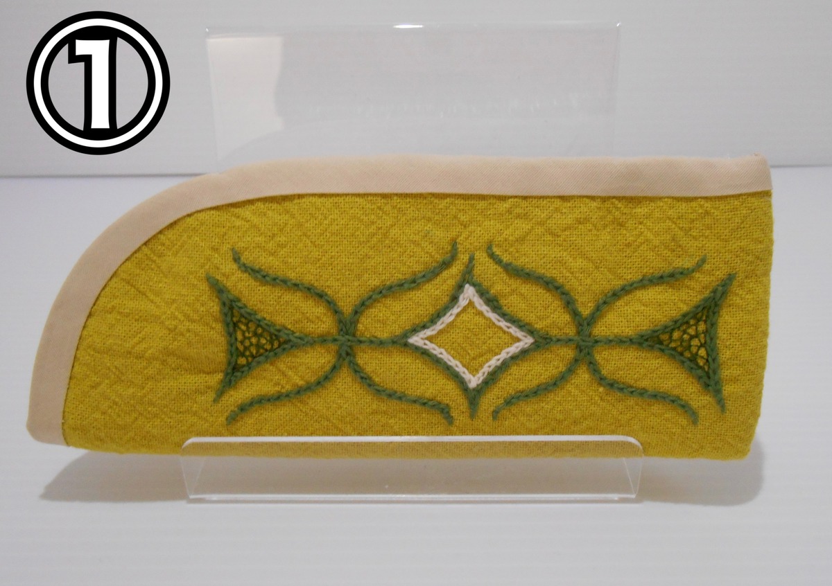 ウィルタ(アイヌ)刺繍 マルチポーチ⑪ 惜しみ