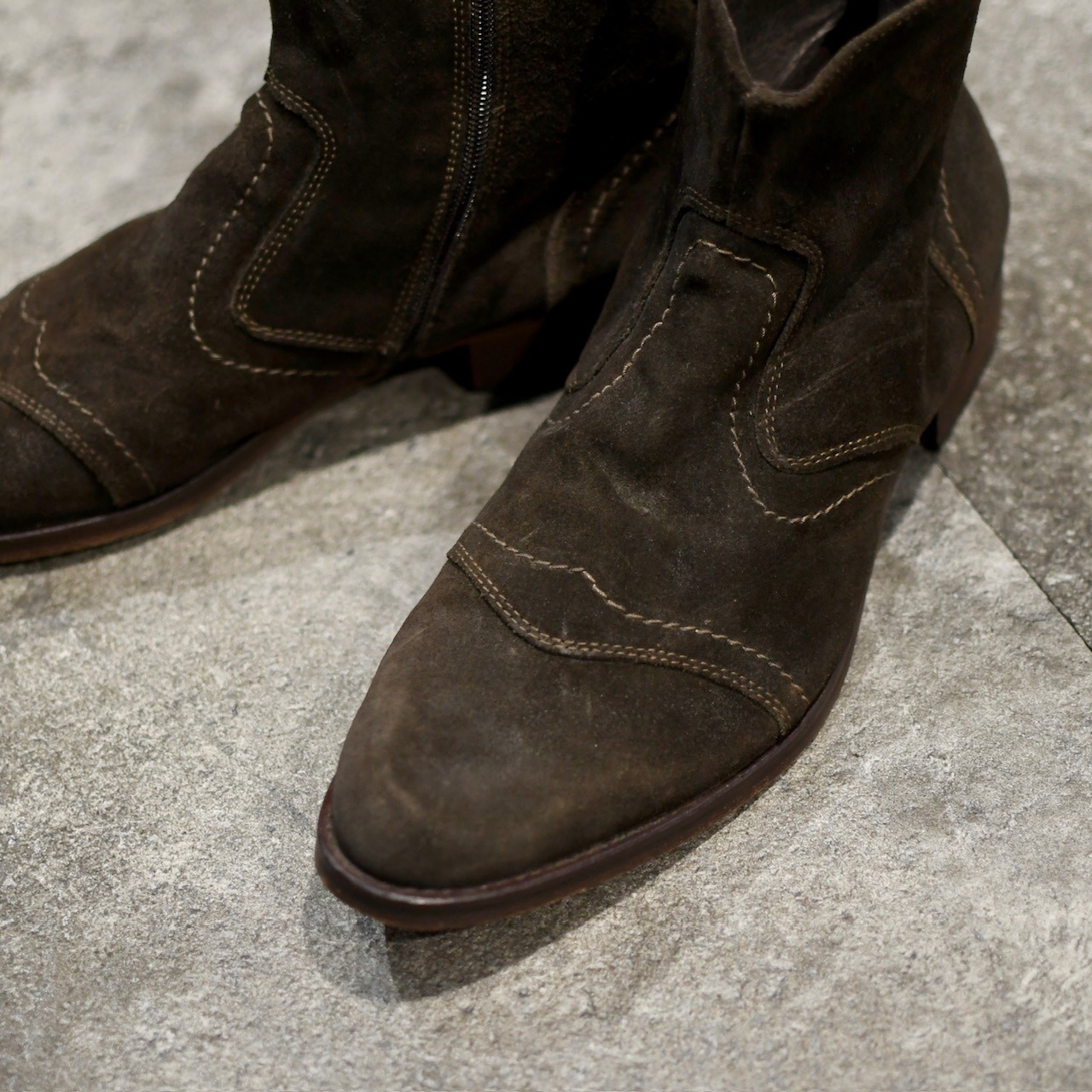 stitch design suede side zip boots