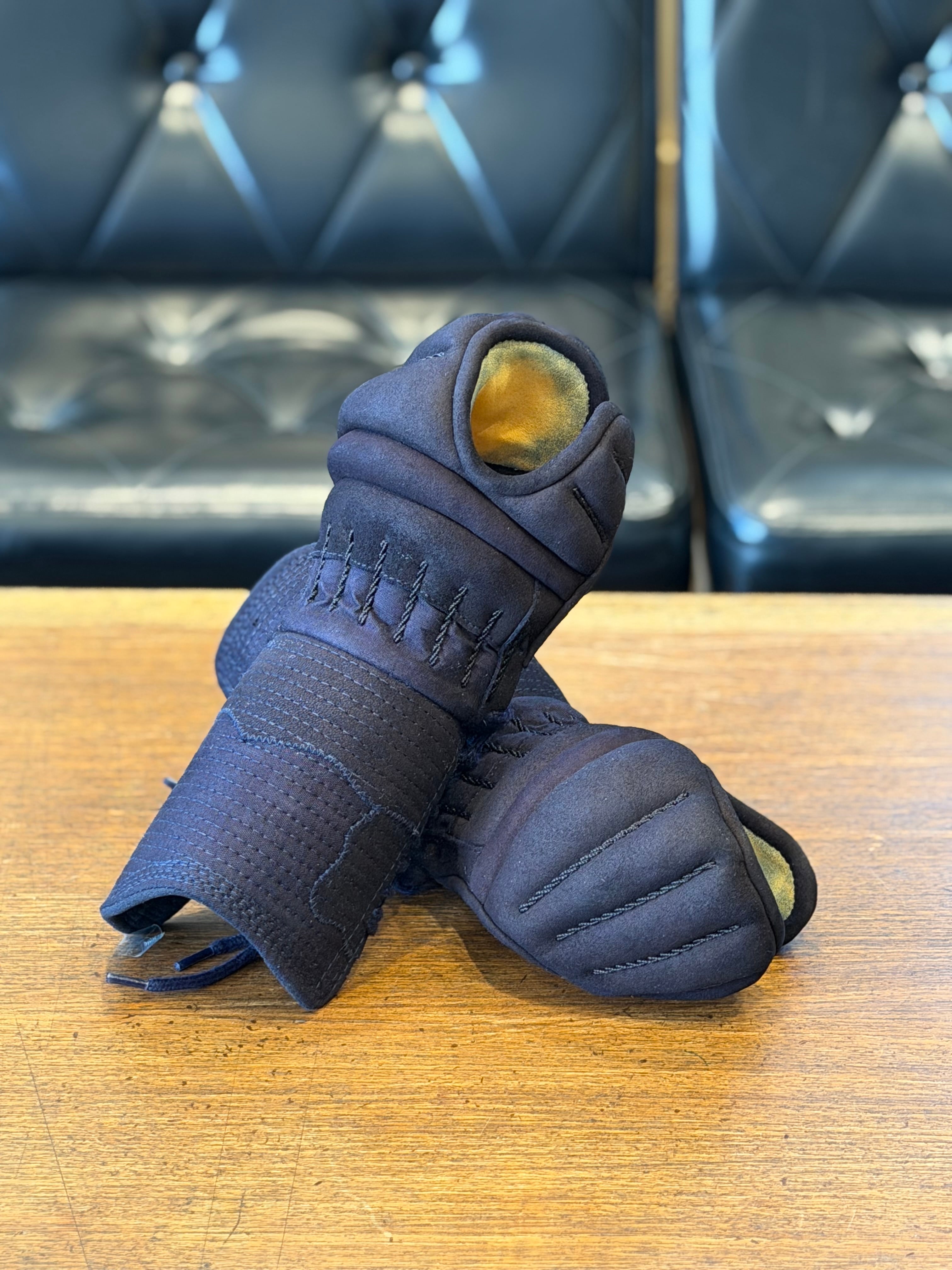 【✨超ハイスペック新商品✨初回限定スーパープライス】【予約販売ページ】【S.M.L.LLサイズ5名様限定大特価‼️】『黒閃Black』甲手頭 総鹿革 甲手