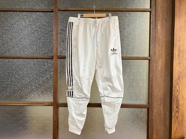 ADIDAS CHILE 20 TRACK PANTS (IVORY)