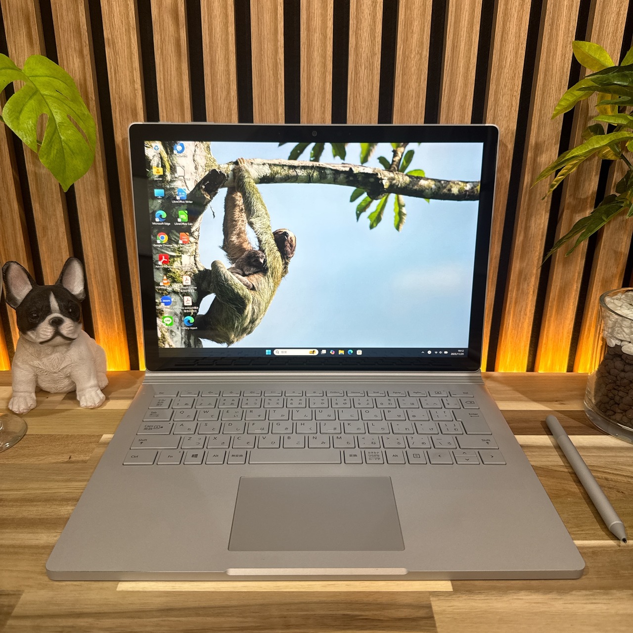 \ 公式ショップ限定価格❣️/ 準美品《ハイスペック》Surface Book 3 プラチナ i7 第10世代 タッチパネル式 メモリ16GB ノートパソコン 安心サポート&3ヶ月保証付き