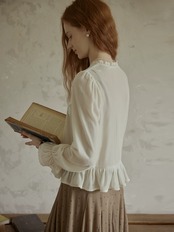 Ancien Velour Lace Frill Blouse F0842