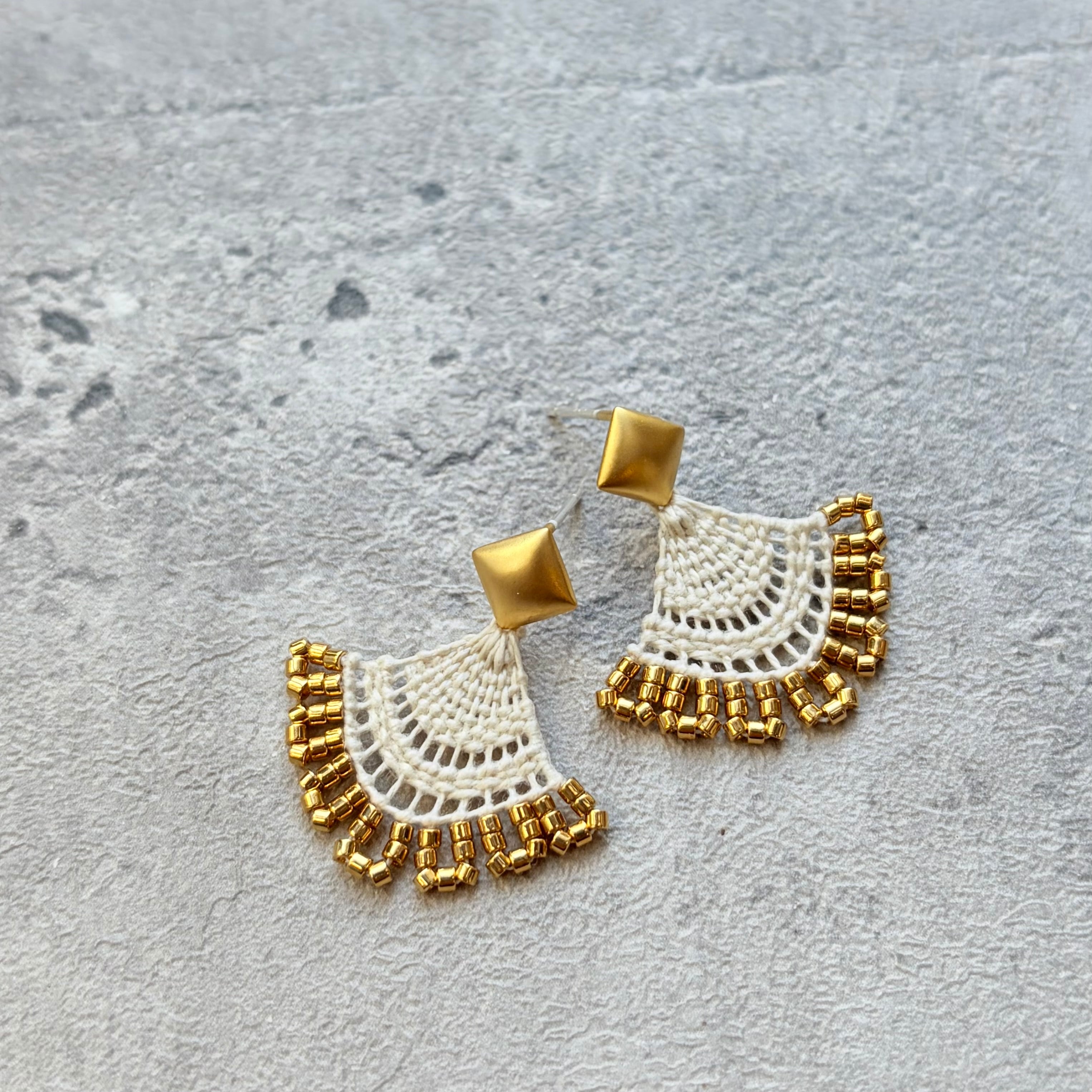 Ñanduti earrings mini | puka ~nanduti ~ ニャンドゥティアクセサリー