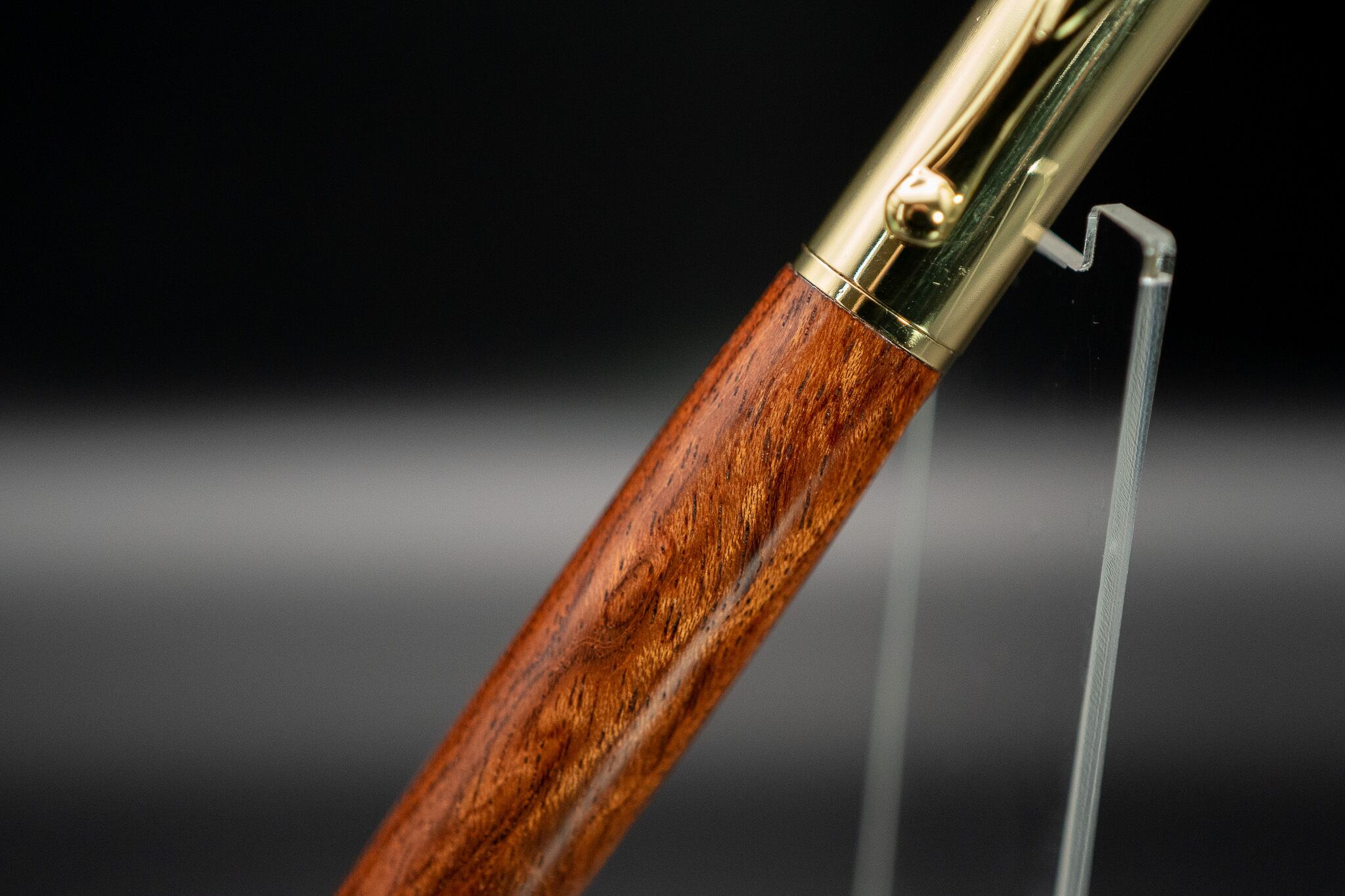 【アフリカの神宿る木】ブビンガ 杢 gold FP