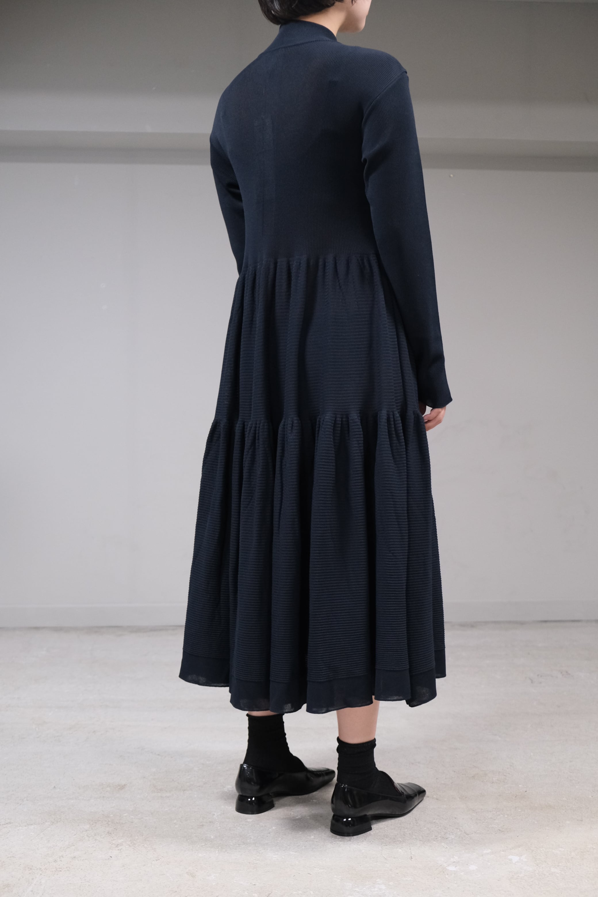 CFCL】CASCADES MOCKNECK LONG SLEEVE DRESS -black multi- | loop