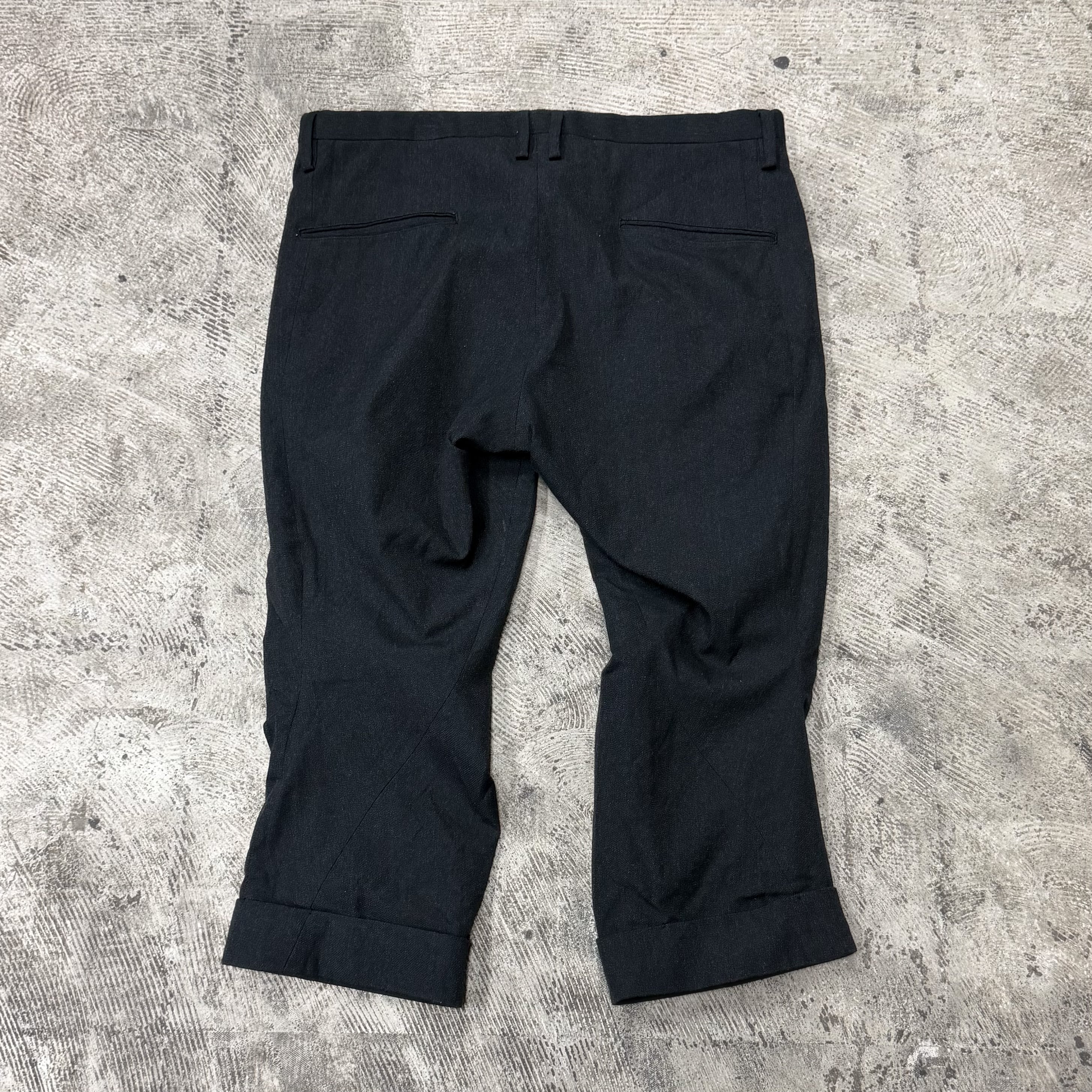 Devoa cropped pants | renton_archives