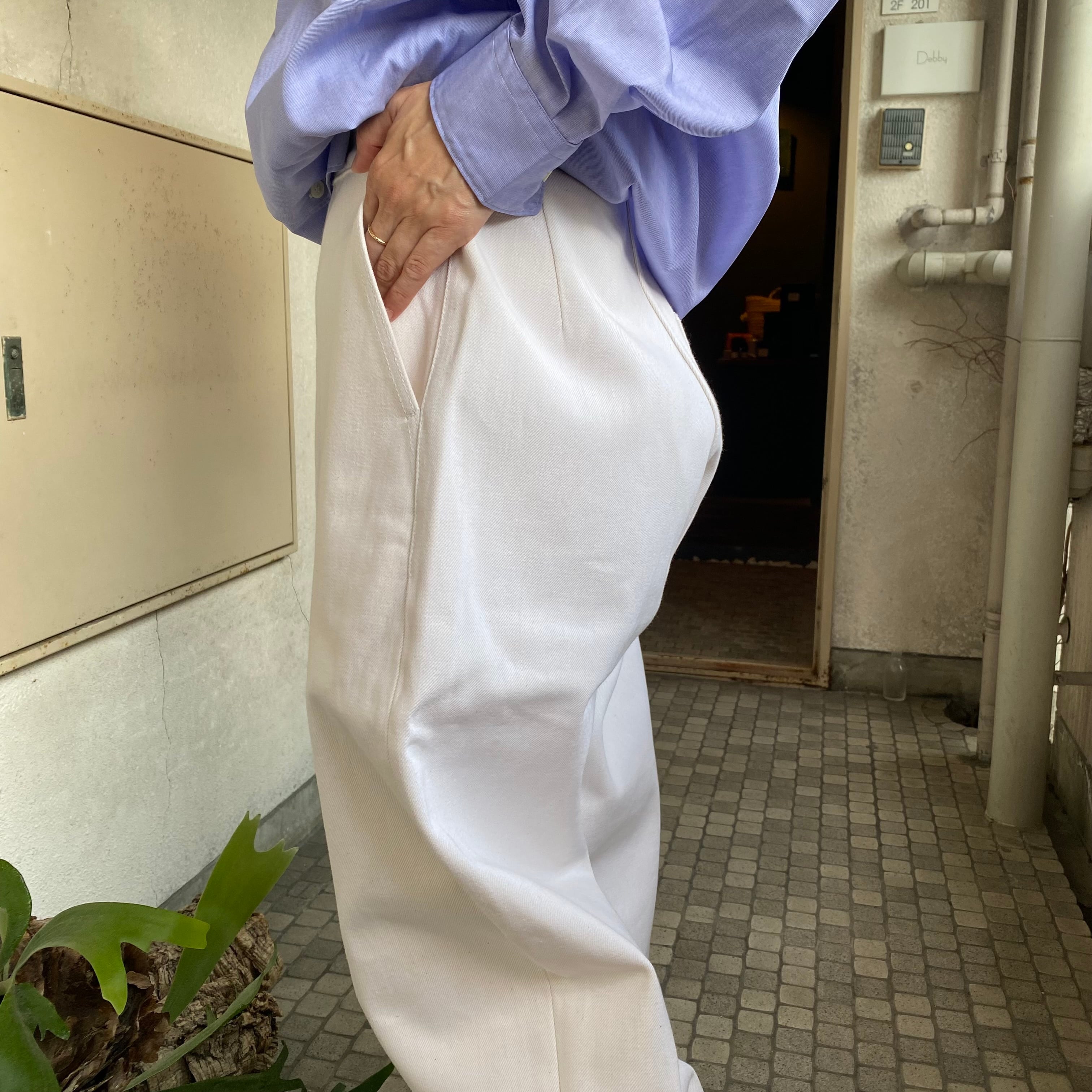 TUKI(ツキ)type4 white 0176 | Debby