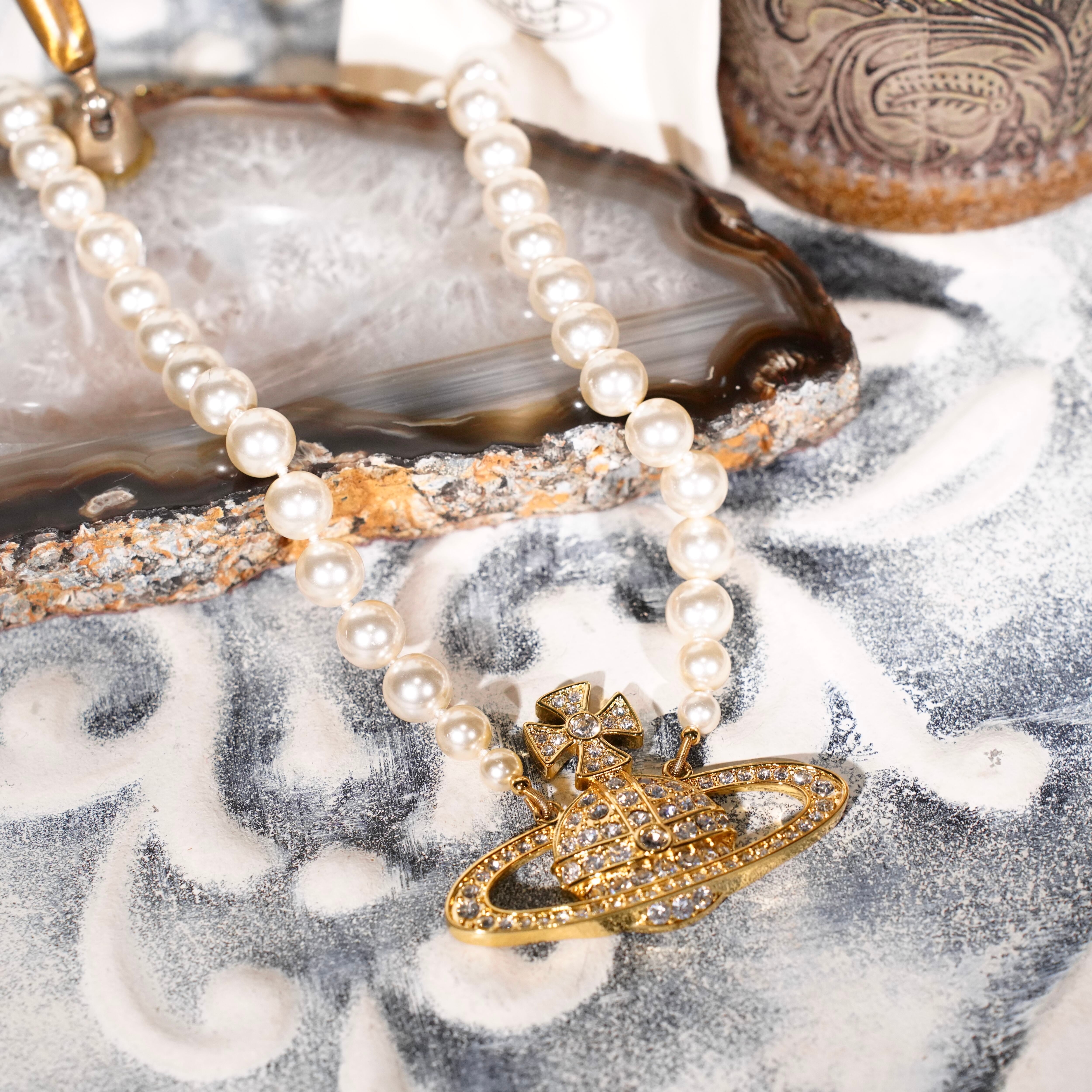 Vivienne Westwood MINI BAS RELIEF PEARL NECKLACE/ヴィヴィアン