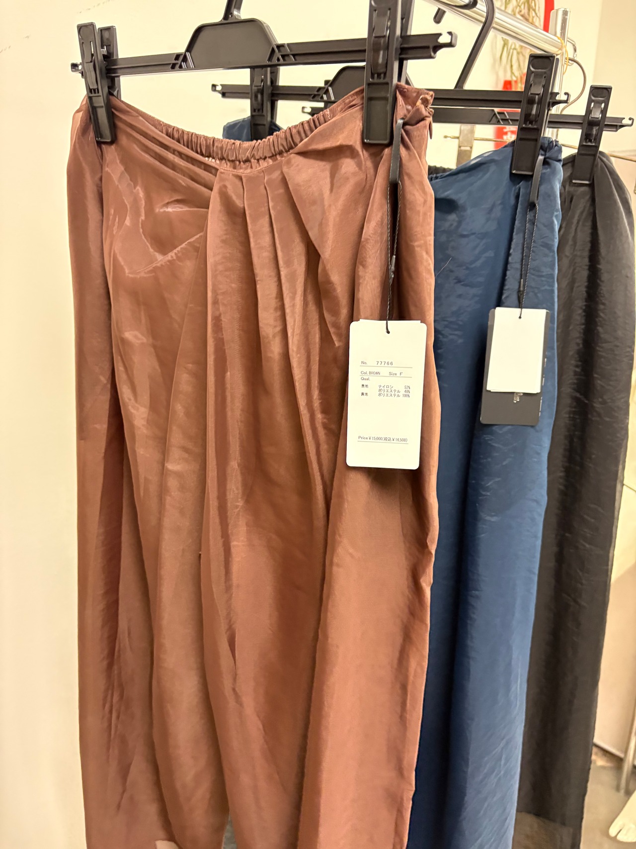 【select】タックシアーパンツ　77766