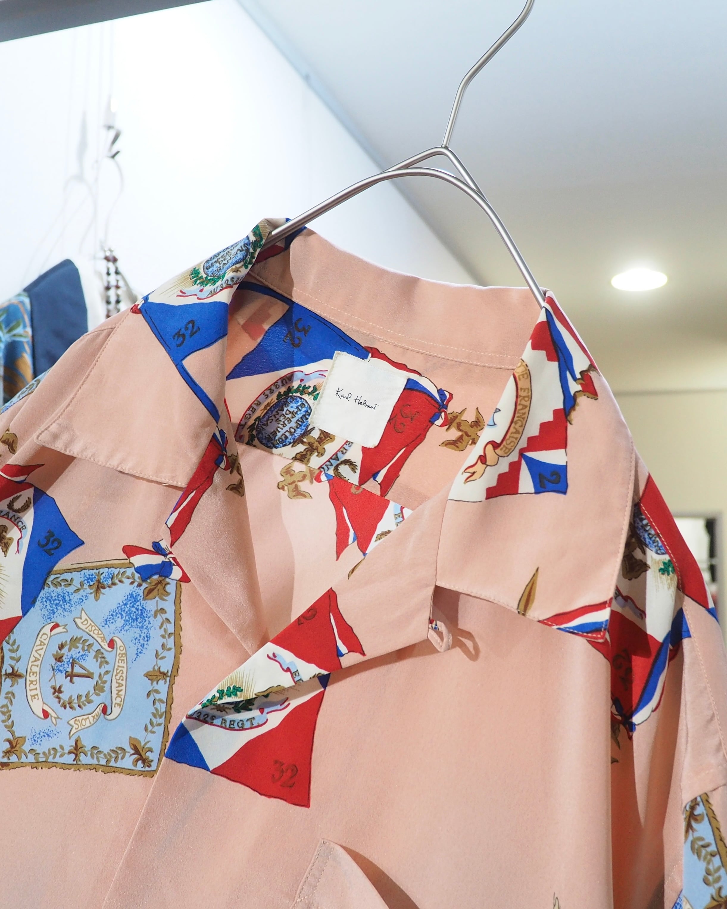 1990s " Karl Helmut " Flag pattern Design vintage SS open Collar shirt