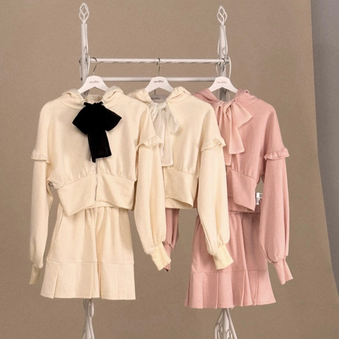 店頭購入 andmary Adelee 愛らしい hoodie set up gray 