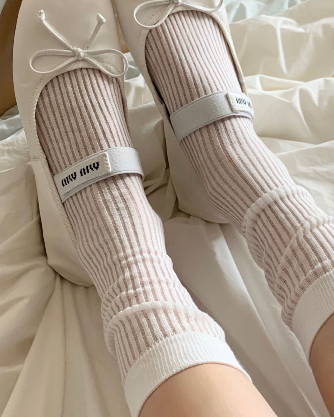 シースルーリブミッドロングソックス