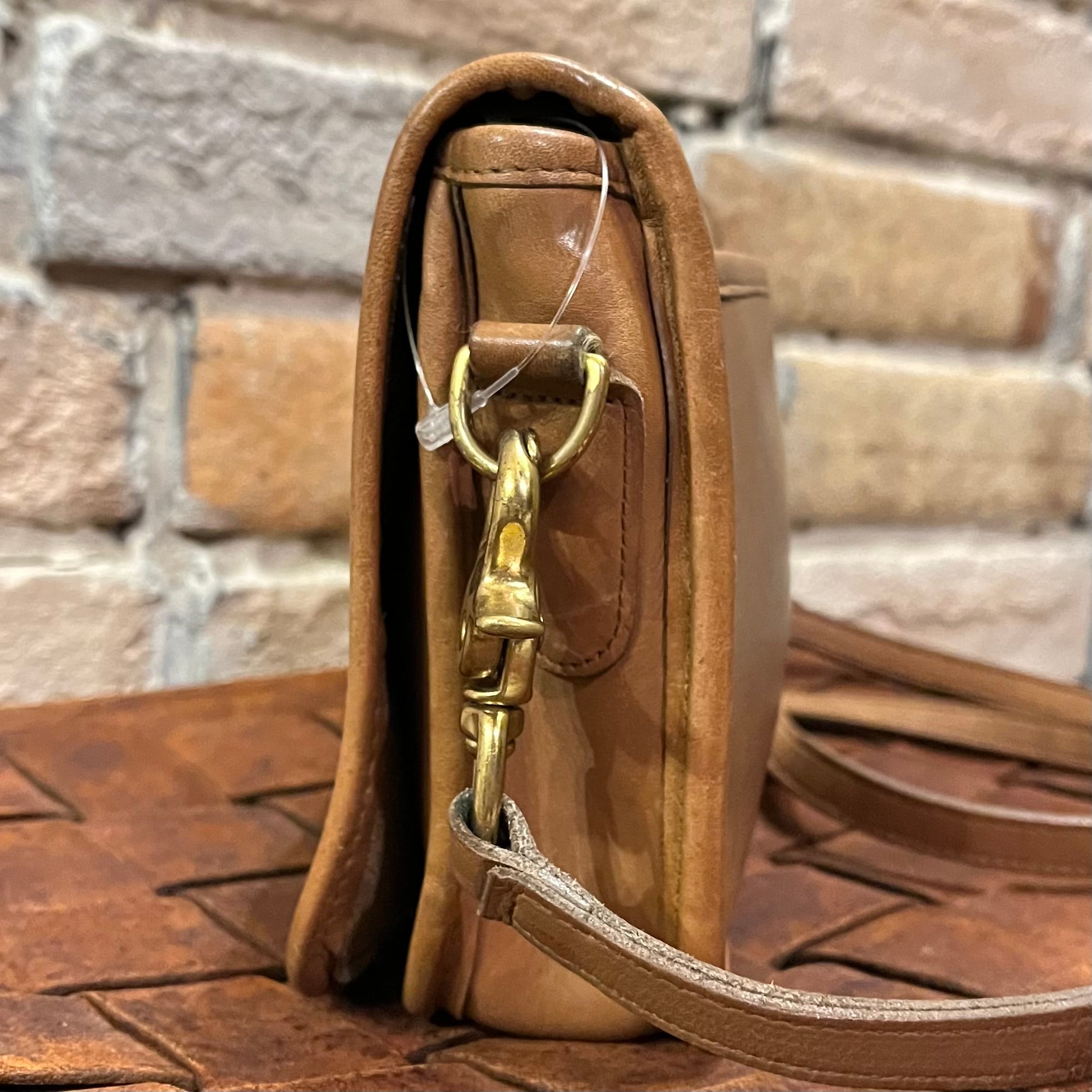 old coach “turn lock shoulder bag” USA製オールドコーチ ターン