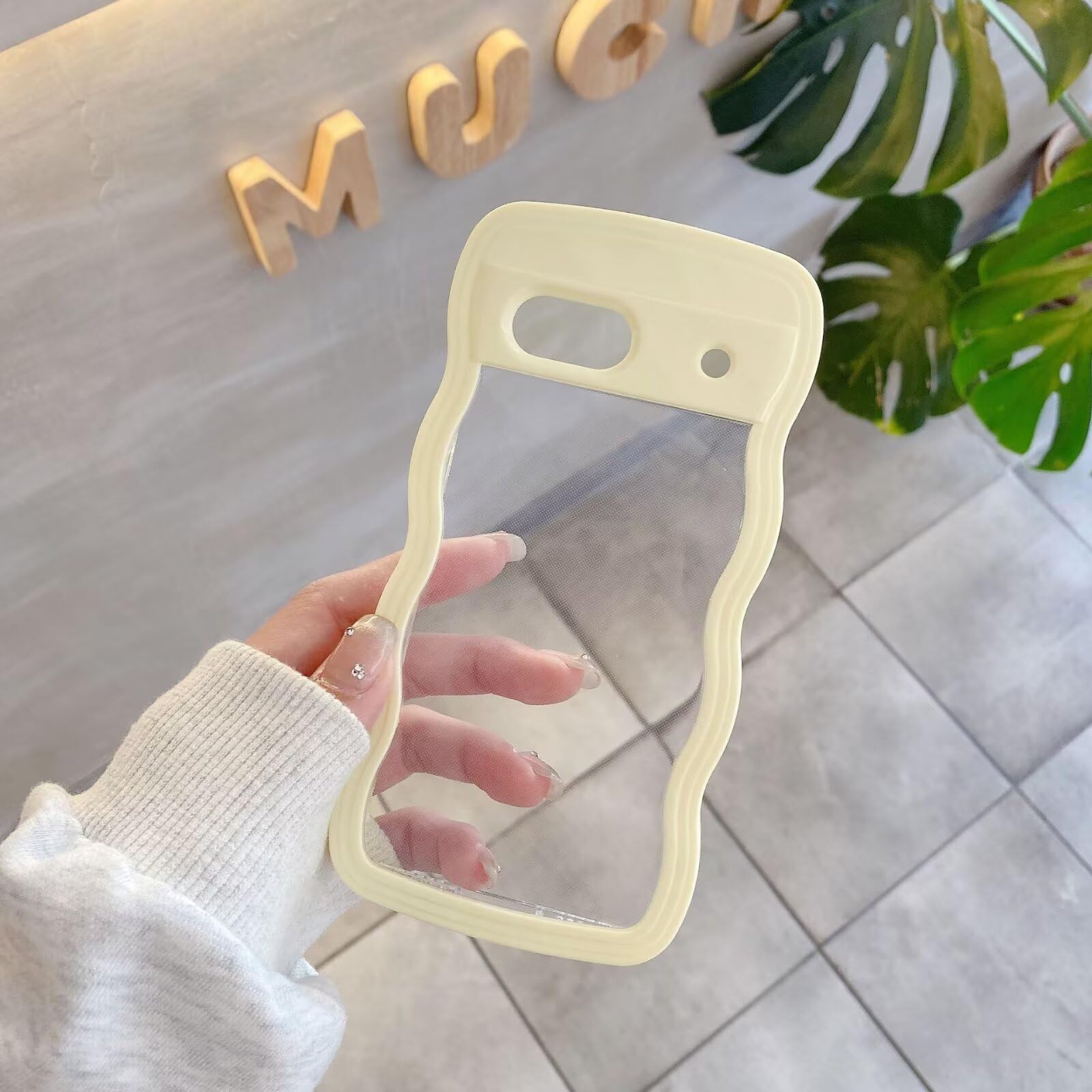 Casesmo Google Pixel 9A ケース 韓国クリア ウェーブ ピクセル 9a TPU 可愛い 波状フレーム うねうね グーグル ピクセル9a スマホケースグーグルピクセル9a ケース カバー なみなみウェーブ デザイン 手にフィット 女性用 女子向け 透明 滑り止め 人気 落下防止 耐衝撃 ストラップホール付き,イエロー