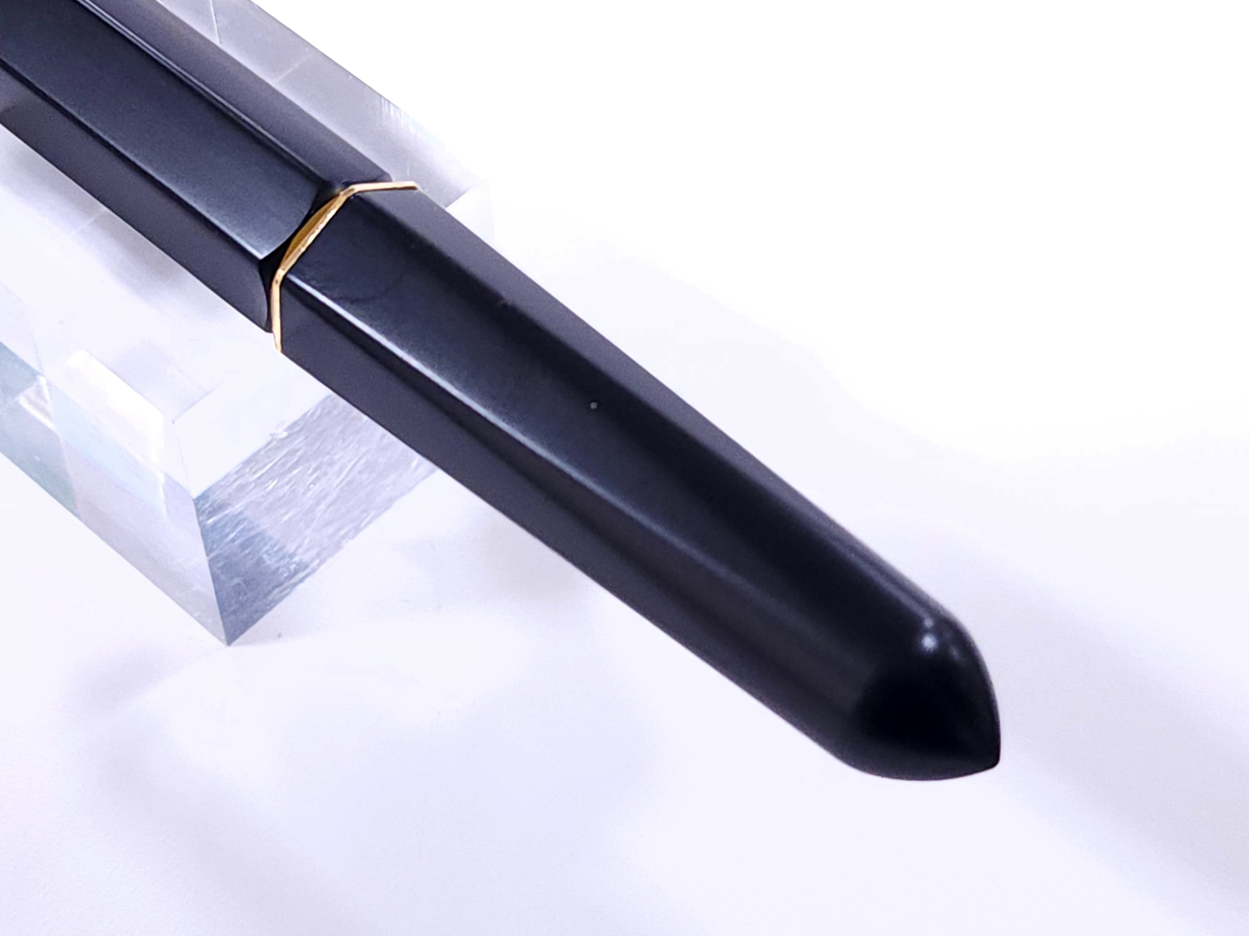 フェリスホイールプレス】The Marquise Fountain Pen - Nevermore Noir