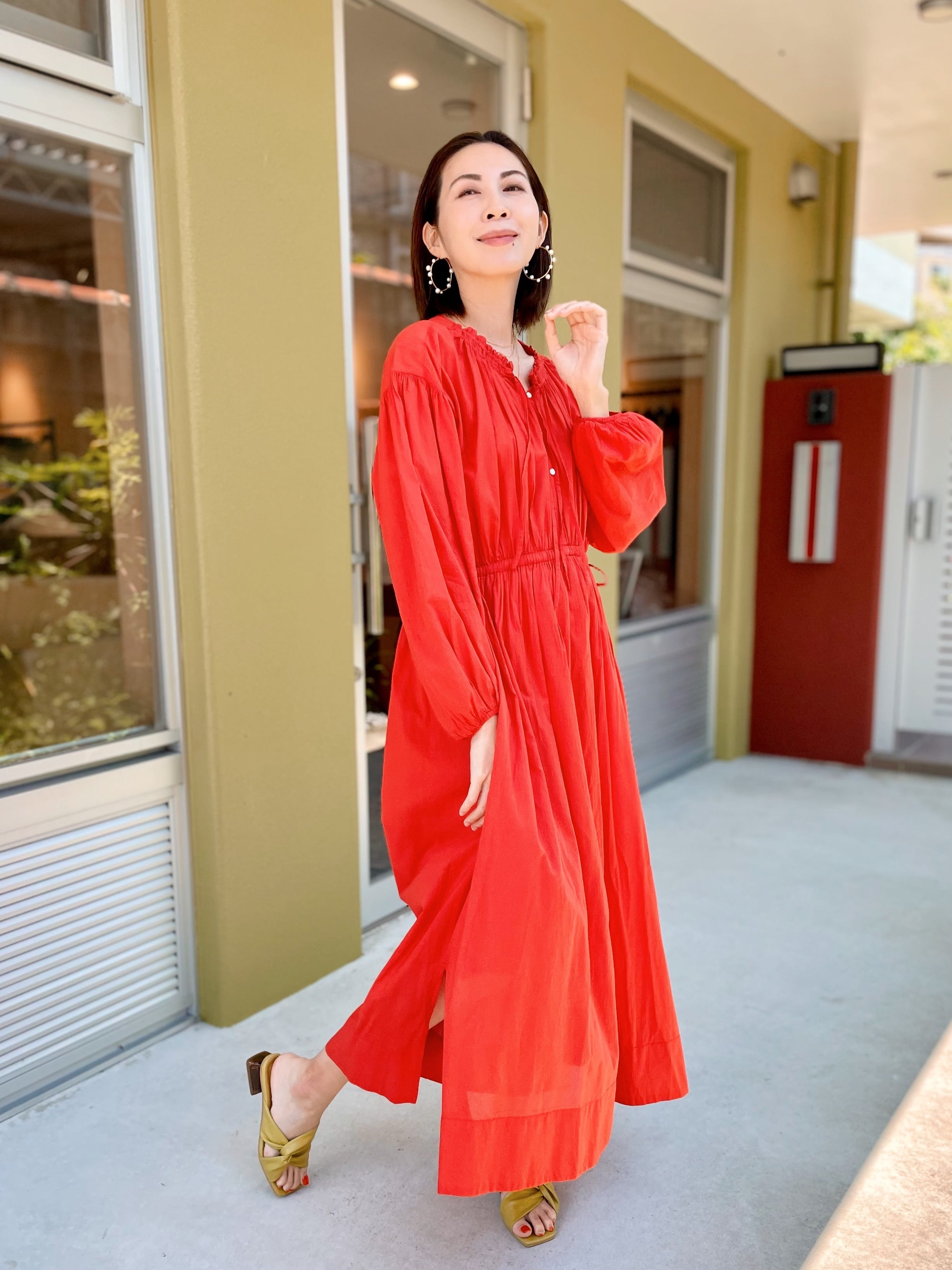 ドロストギャザーワンピース / レッド | at okinawa