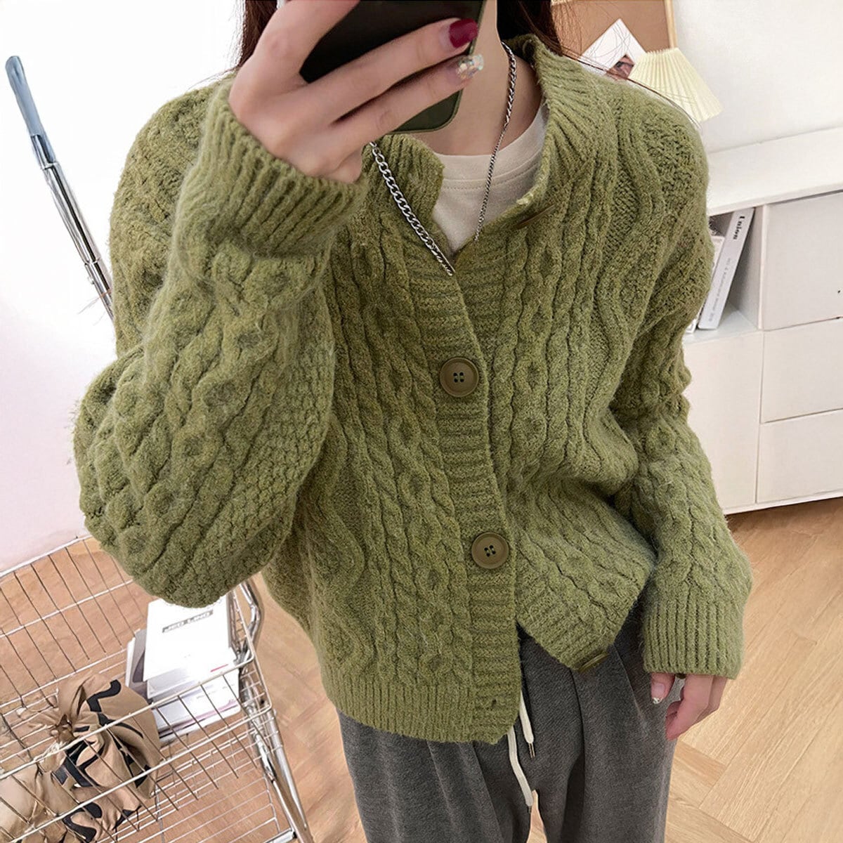 ケーブルニット カーディガン ざっくり編み レディース 秋冬 韓国 防寒 保温 おしゃれ きれいめ 大人 カジュアル ゆったり ドロップショルダー ケーブル編み ニットカーデ 大人可愛い 大人女子