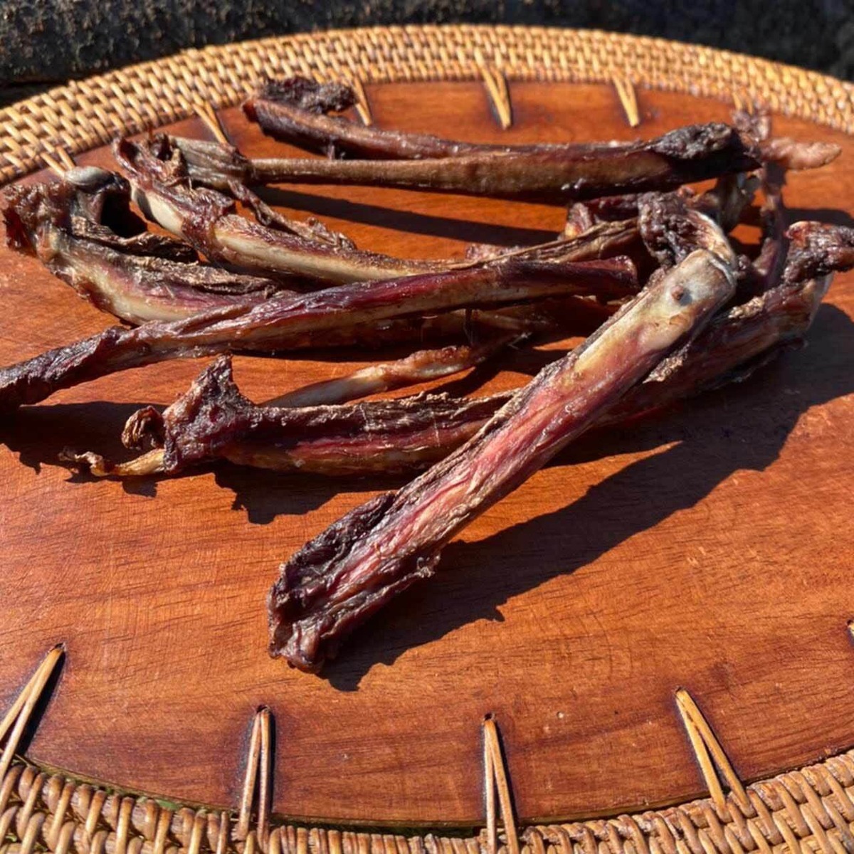 長持ちガジガジおやつ】サイコロネックボーン 鹿の首肉を食べやすく 
