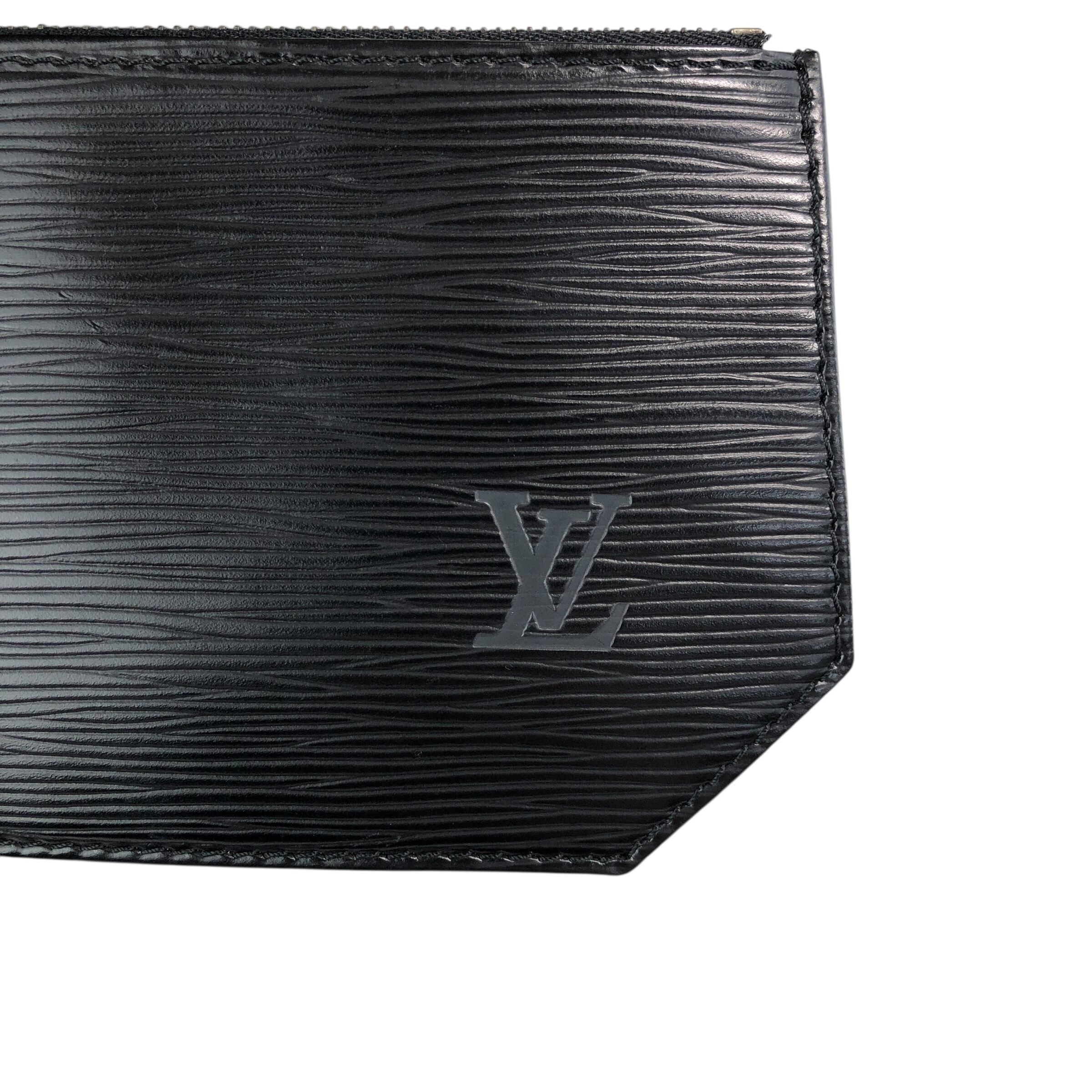 LOUIS VUITTON ルイヴィトン エピ ショルダーバッグ ブラック レザー