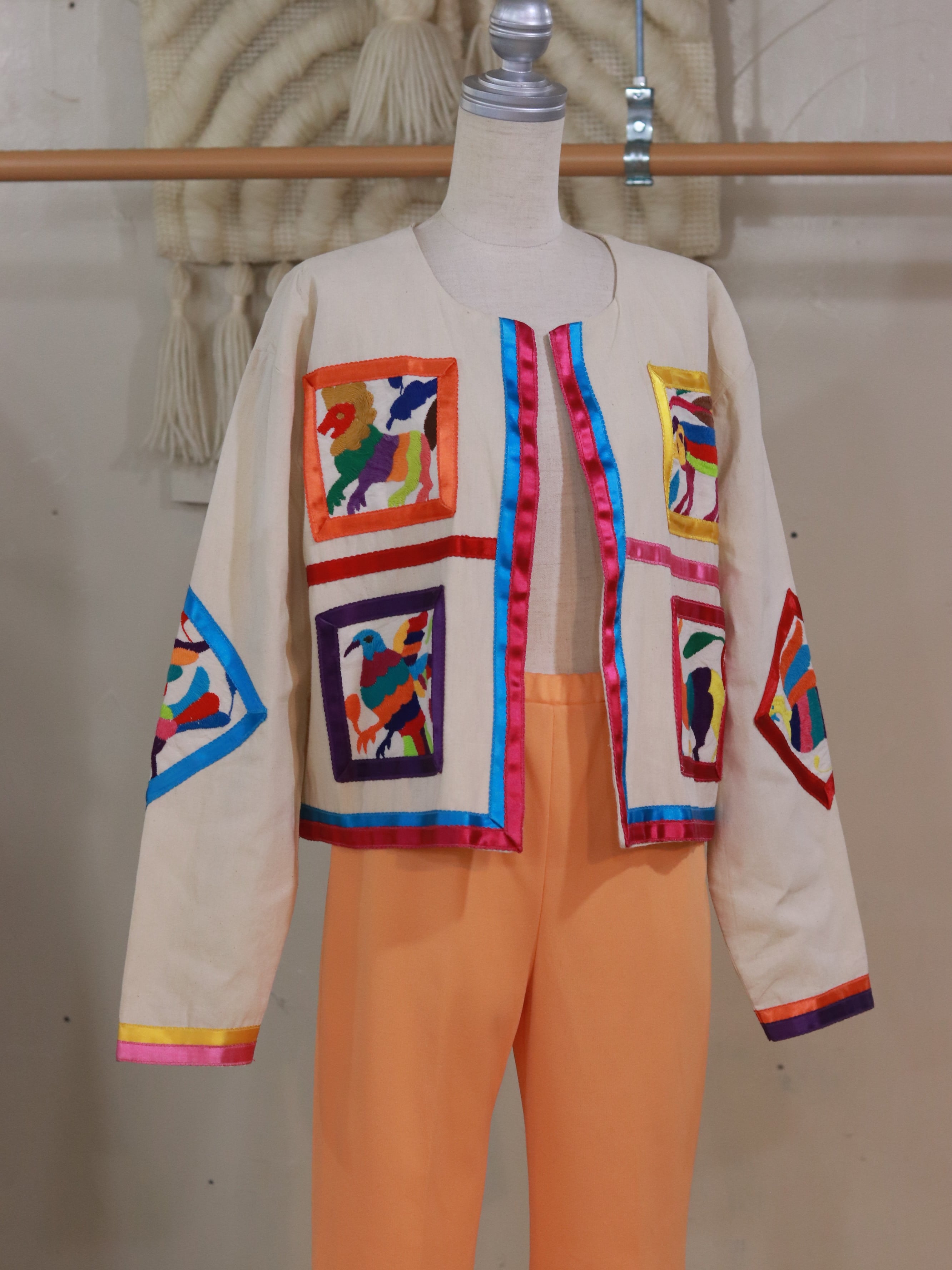 MEXICAN EMBROIDERED JKT
