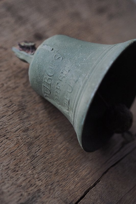 青銅のベル-antique bells | アンティーク.ヴィンテージ家具雑貨