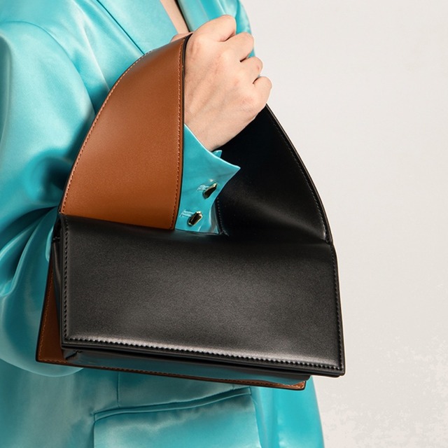 Wide Shoulder Handbag S175