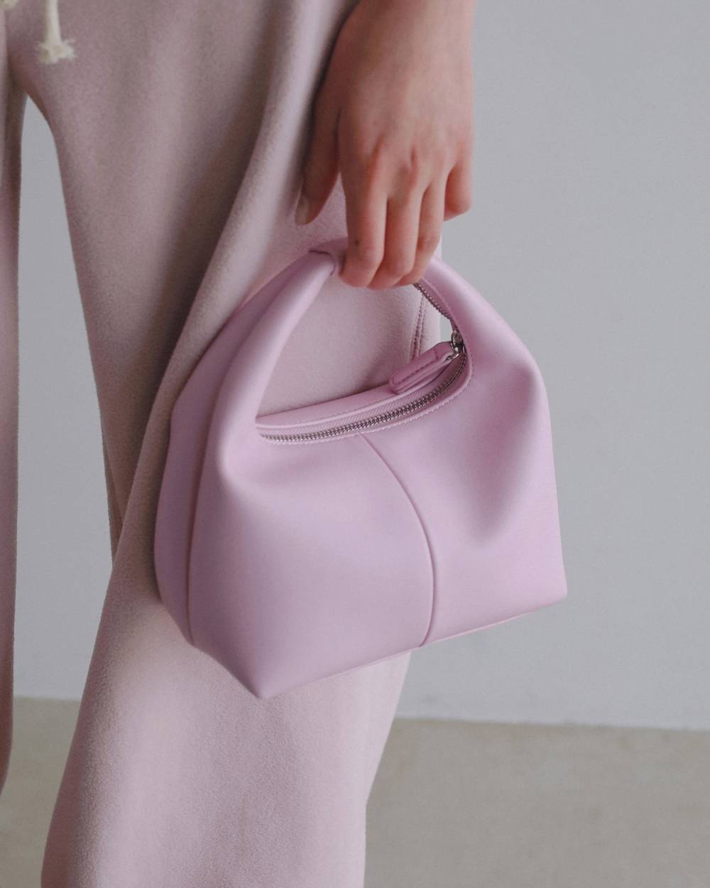 anuke【未使用に近い】Onehandle Leather Bag anuke(アンヌーク) Onehandle Leather Bag | サウスオレンジ｜メンズ