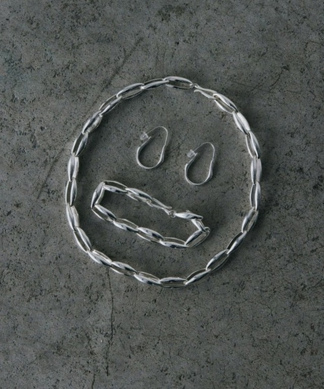 Characteristic Chain Necklace