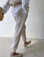 【新作5%OFF・3日間】Chunky Rib-knit Joggers_2colors