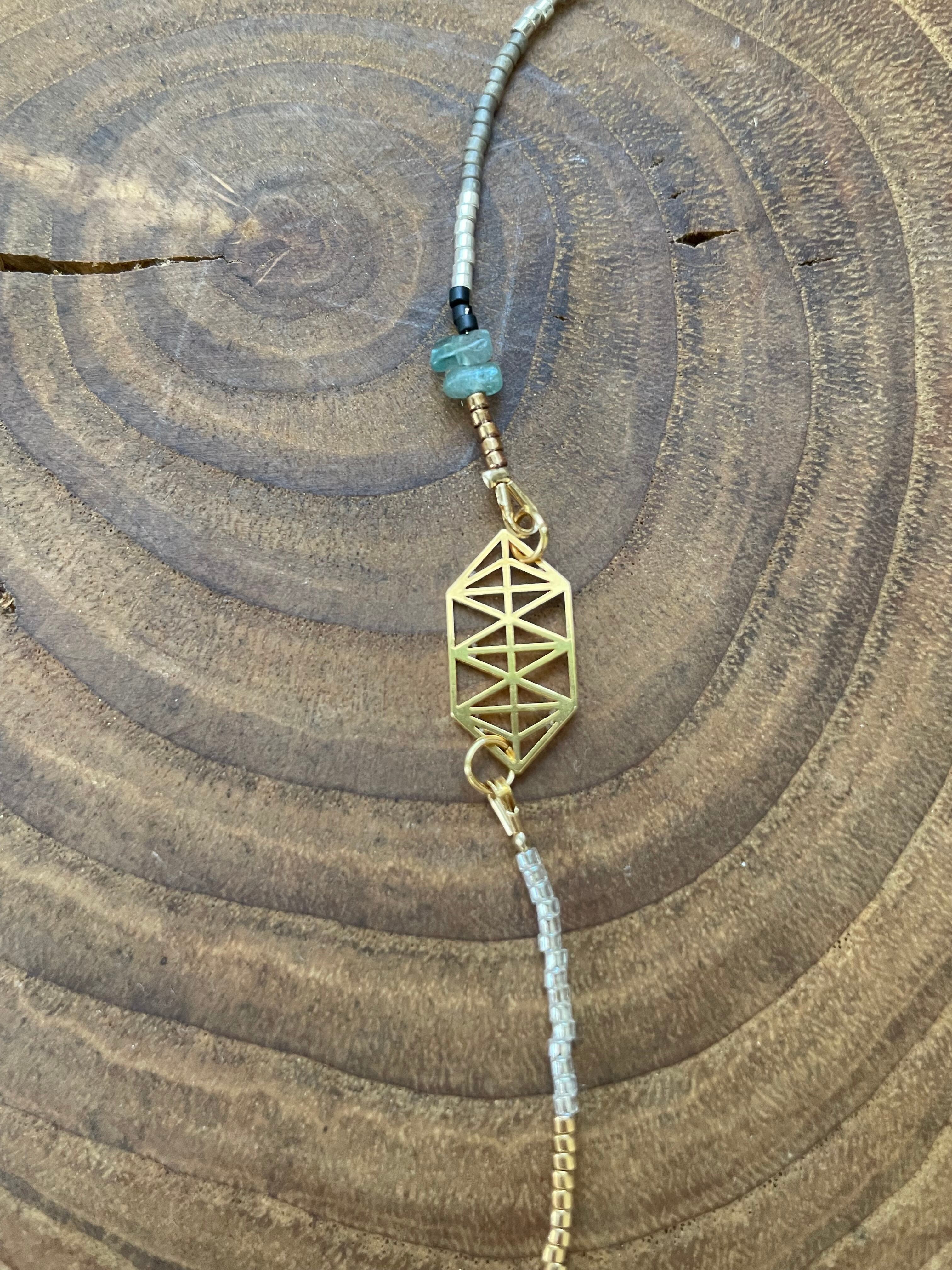 天然石とビーズのカサラグリッドジュエリー