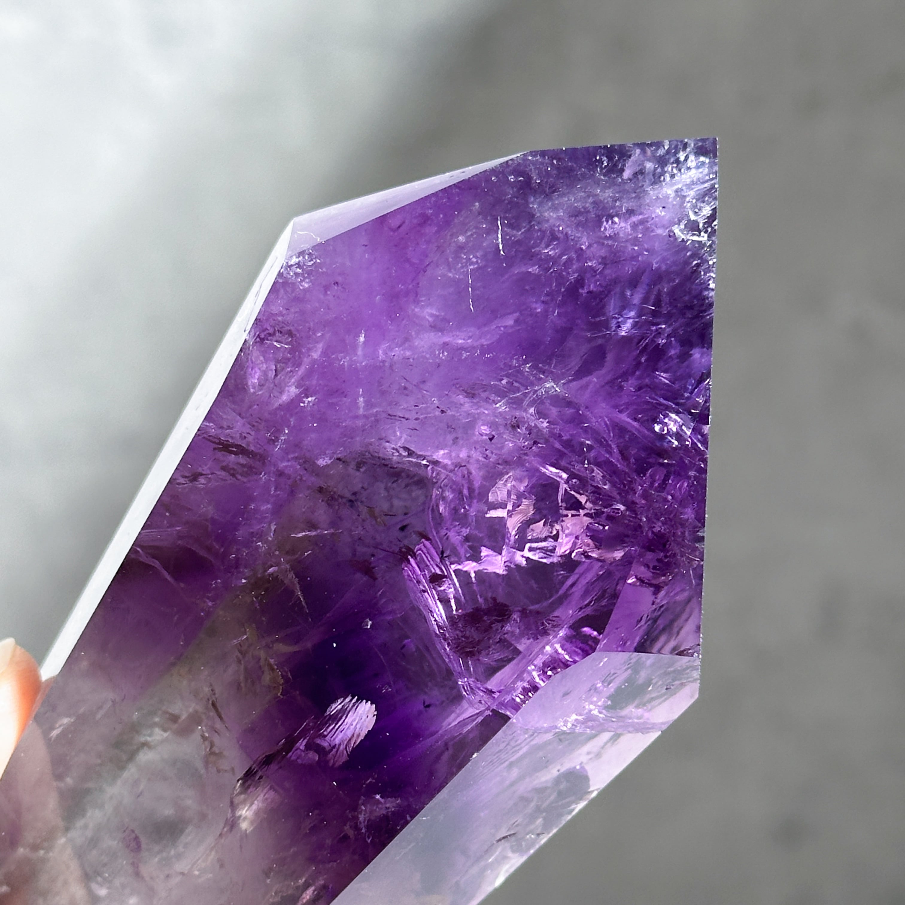 ハイクオリティ】バイーア産ファントムアメジスト タワー02 ◇ Phantom