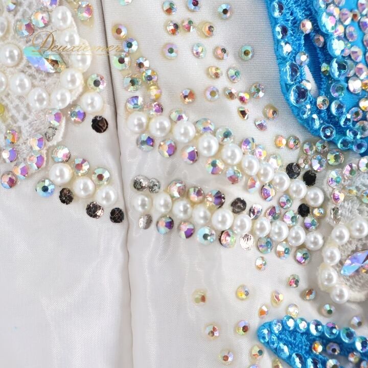 水色の社交ダンスドレス ビーズと刺繍付き 【公式通販】