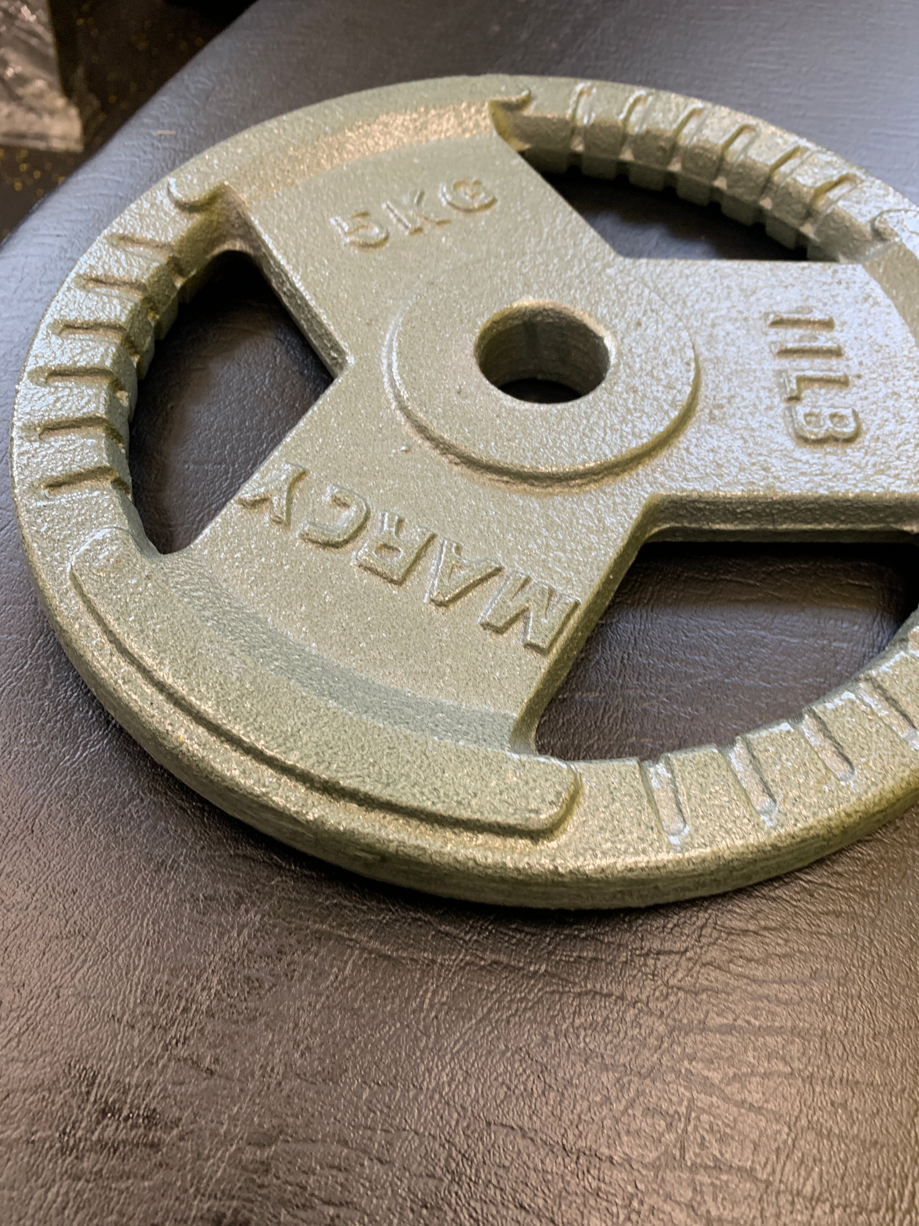 29㎜ アイアンプレート 20㎏ 2枚 | 筋トレ倶楽部 by LBGYM