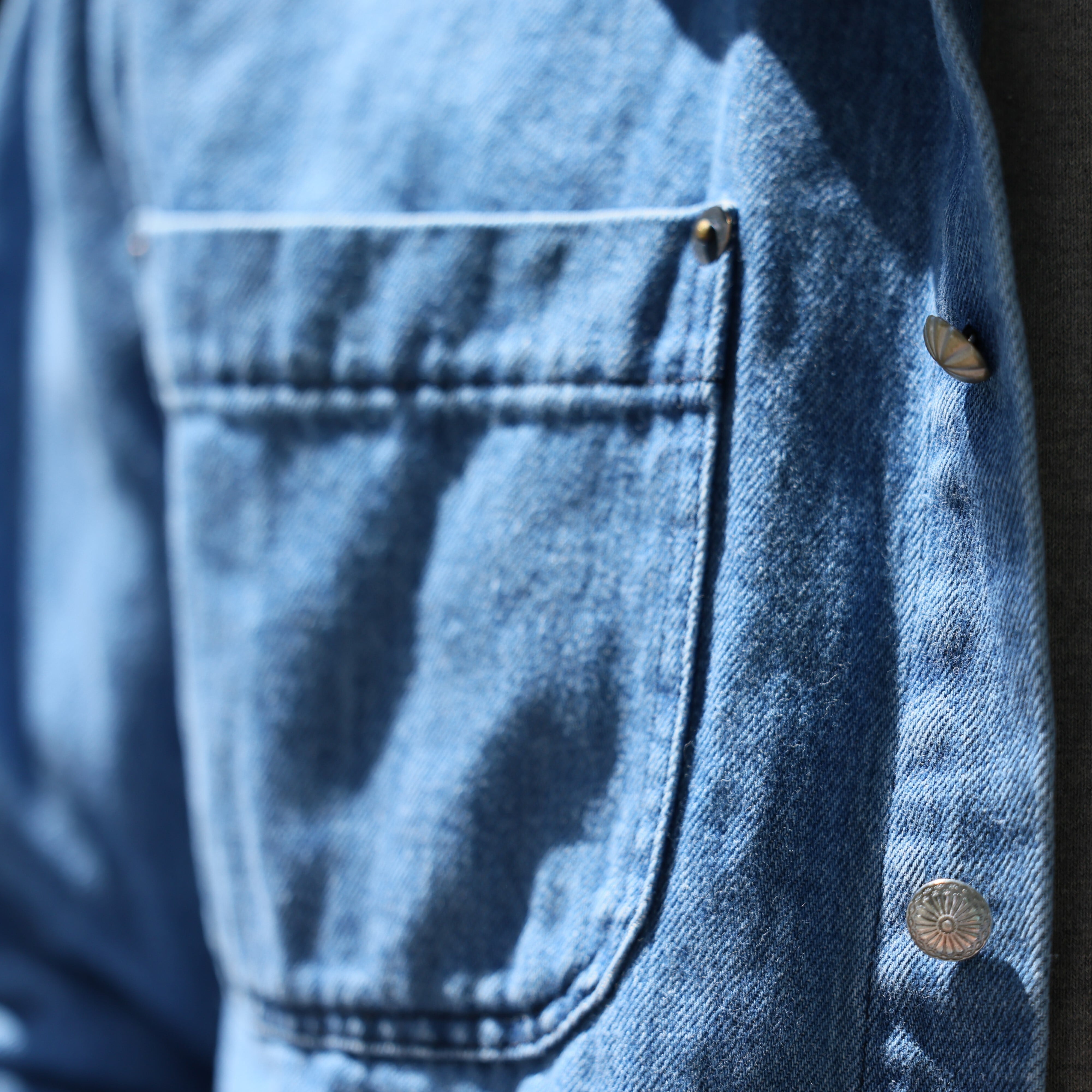 綺麗に着れる『ブルーデニムシャツ』9オンス | 「Japan Made屋」公式